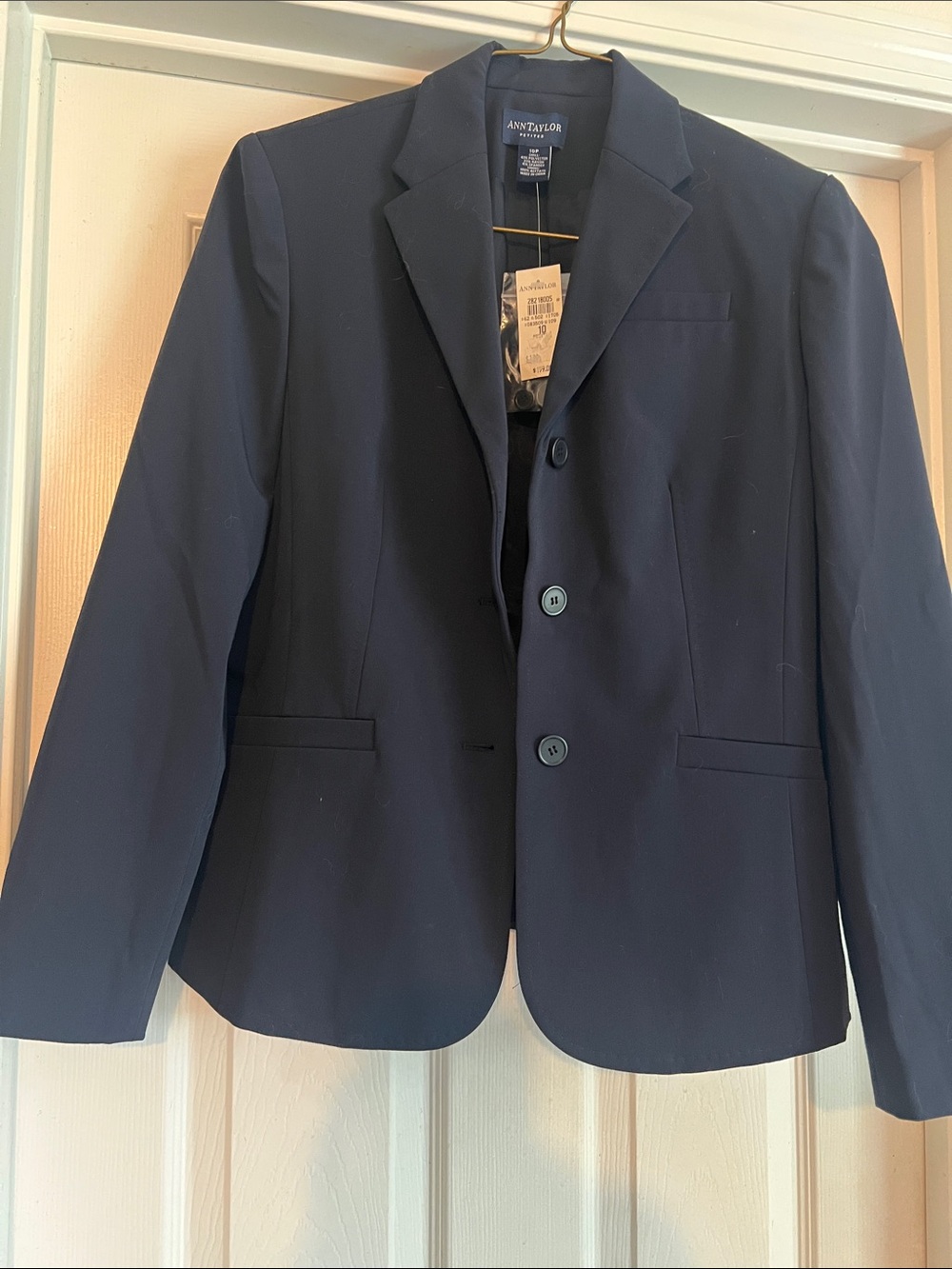 NWT Ann Taylor Navy Classic Two-Button Women's Blazer